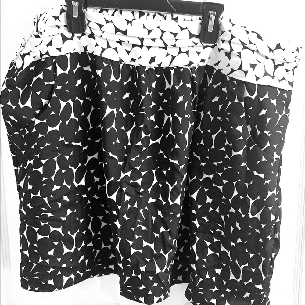 New York & Company skirt